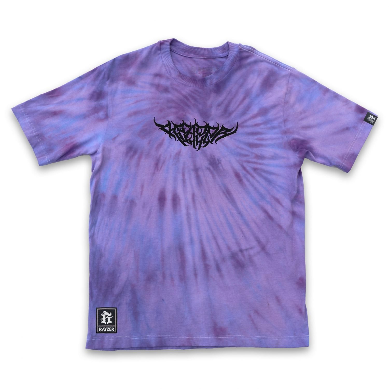 Camiseta Dark Lettering Tie Die Tons de Roxo e Azul